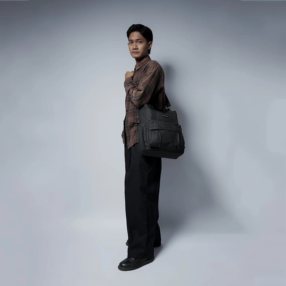 Mr Mads - Brooklyn Tote Bag Sling Bag Pria Wanita Tas Laptop up to 15 inch
