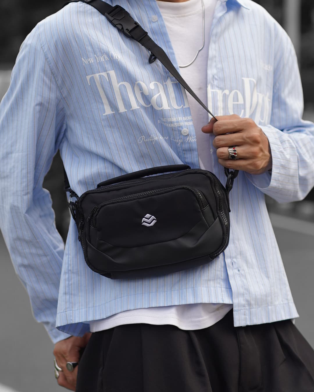 Mr Mads - Shifter Sling Bag Tas Selempang Pria Waistbag Pria crossbody & shoulder bags