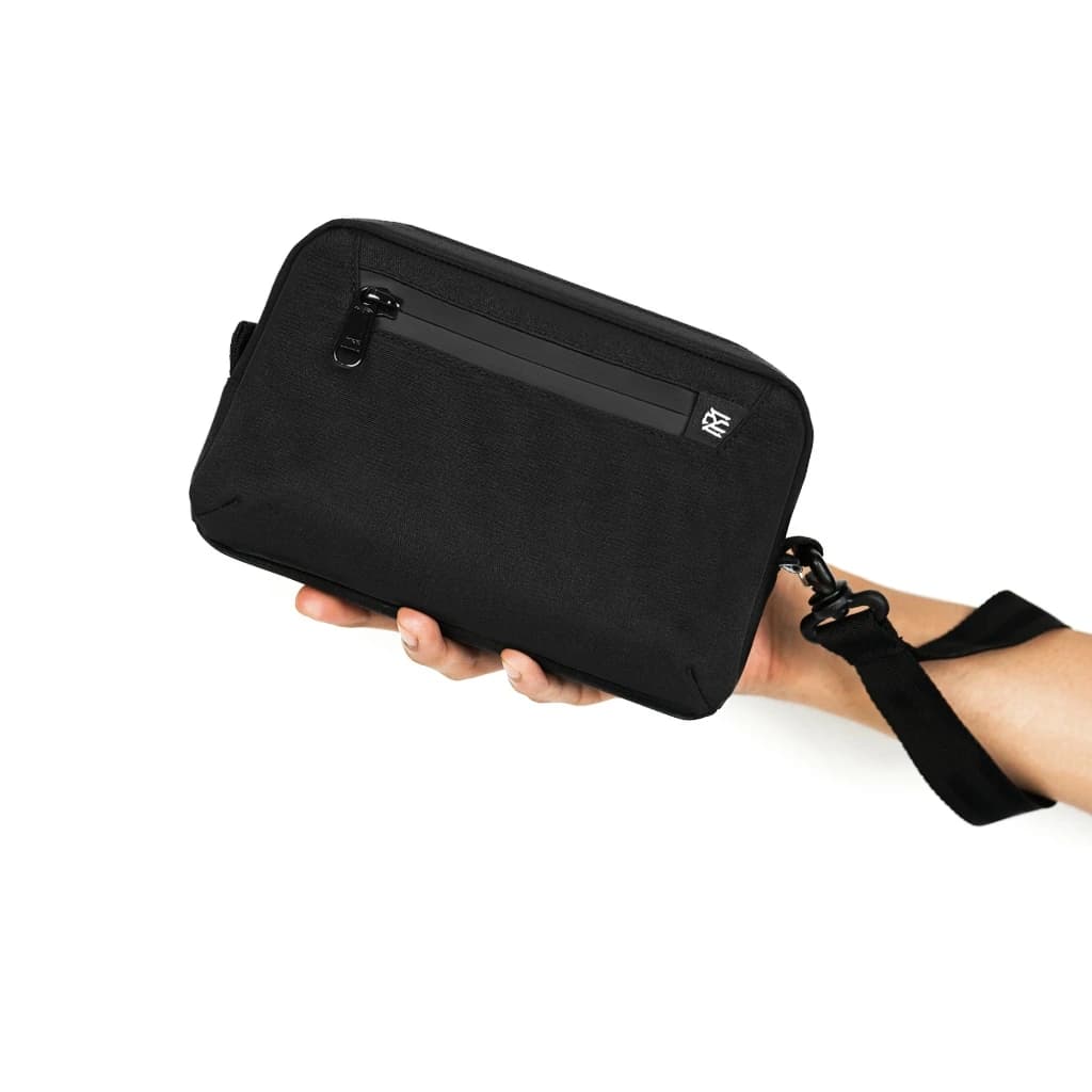 Mr Mads - Wilson Clutch Bag Anti Bara - Hand Bag Pouch Bag Pria Wanita (Unisex) - Waterproof